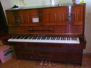 продам пианино Белорусь