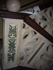 Каменные балясины,  балюстрады и перила