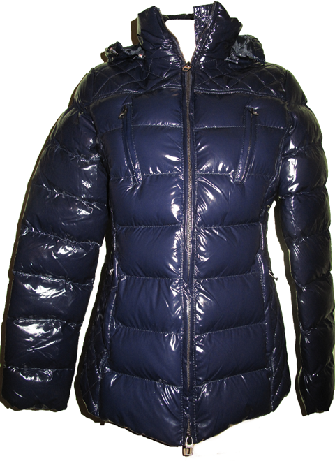 продам женскую куртку в Алматы