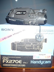 Видеокамера Sony CCD-fx270e 