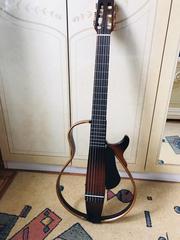 Продам акустическую гитару YAMAHA SLG-200N