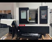 Токарно- фрезерный станок с ЧПУ 