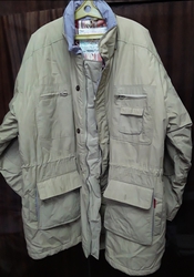 Продам зимнюю мужскую куртку